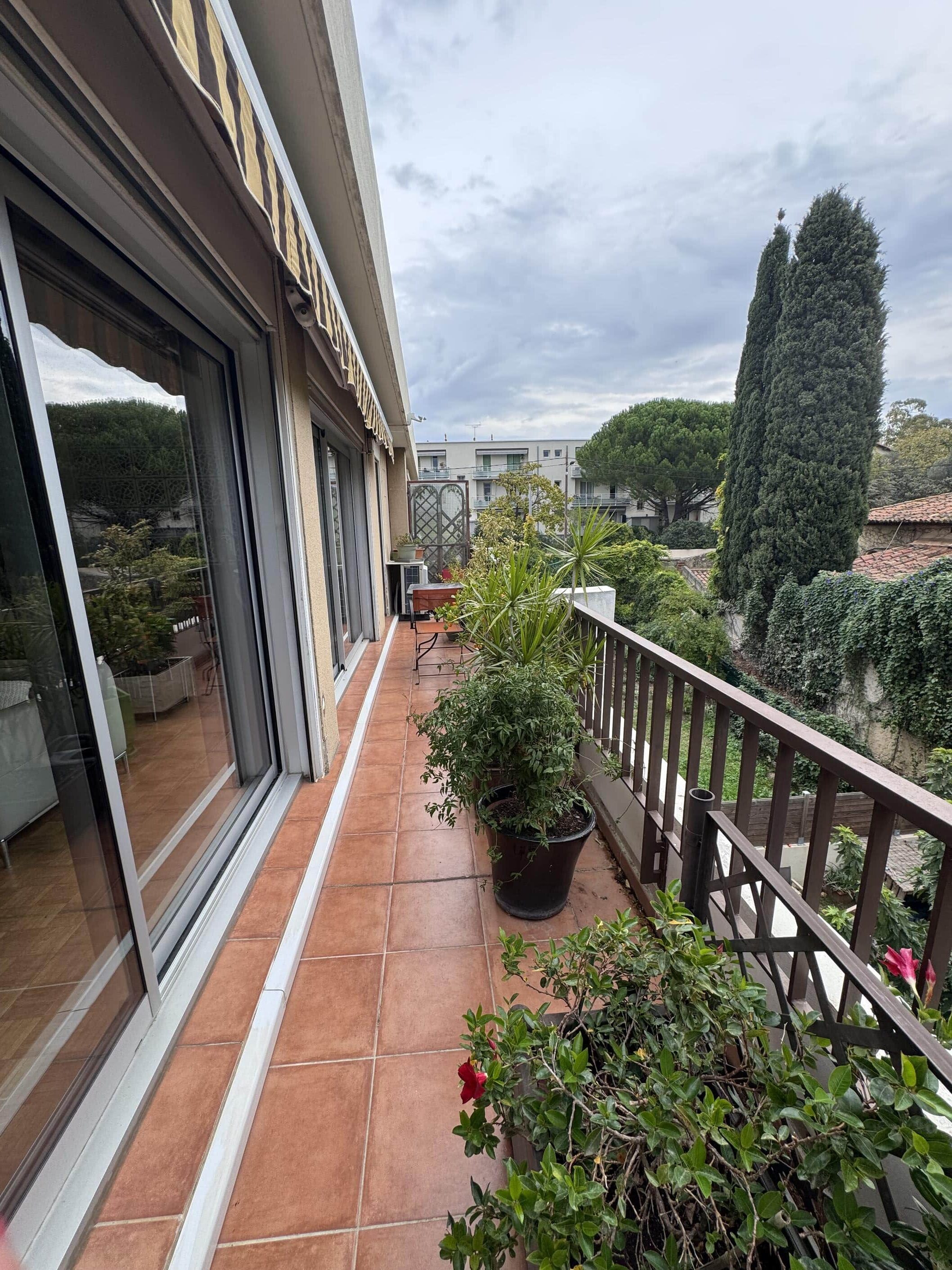 T4 DERNIER ETAGE SAINTE ANNE – Image 3